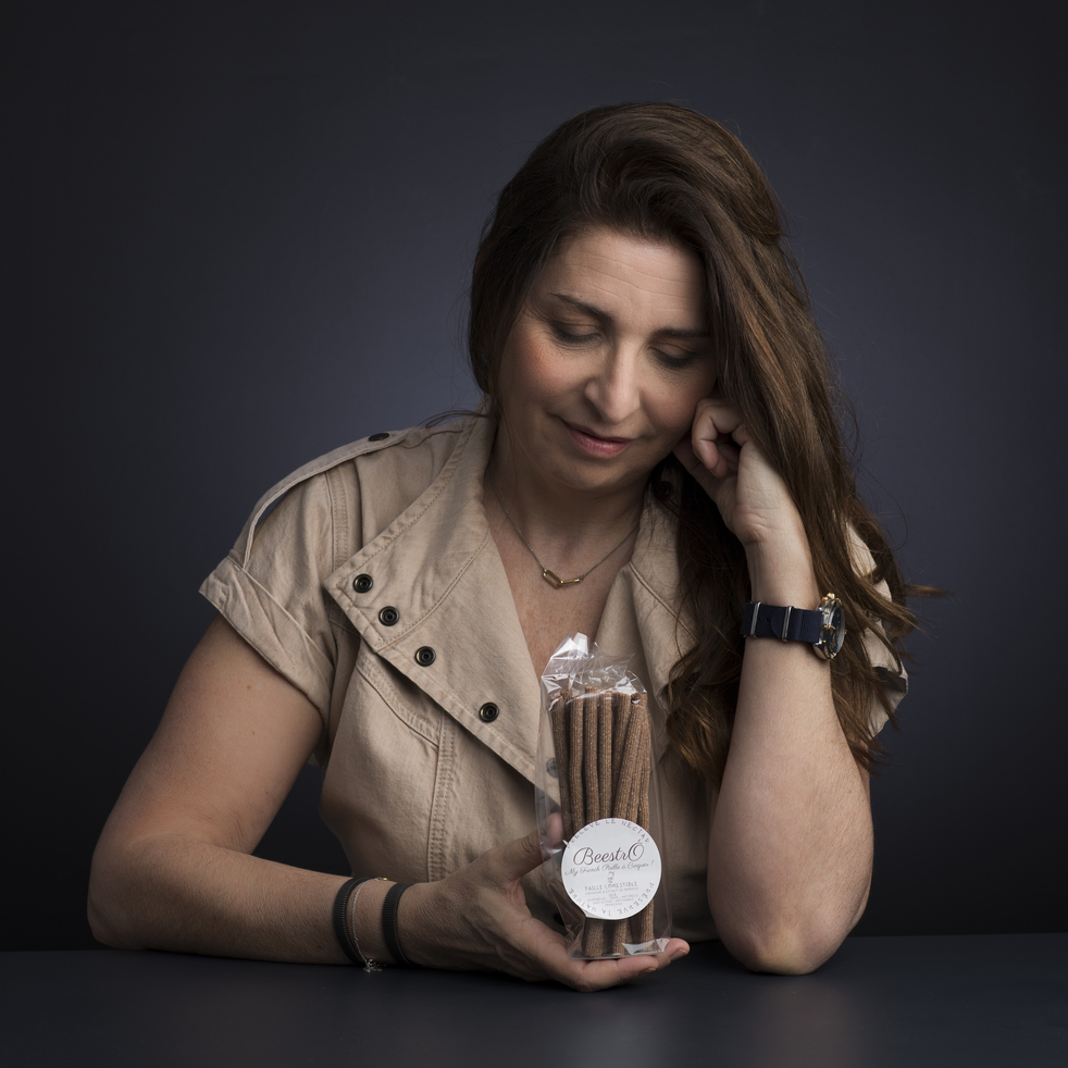Magnifique portrait coloré, pris en studio par un photographe réputé de Tours