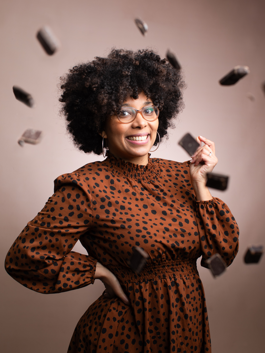 Magnifique portrait coloré, original et décalé d'une professionnelle, pris en studio par un photographe réputé de Tours