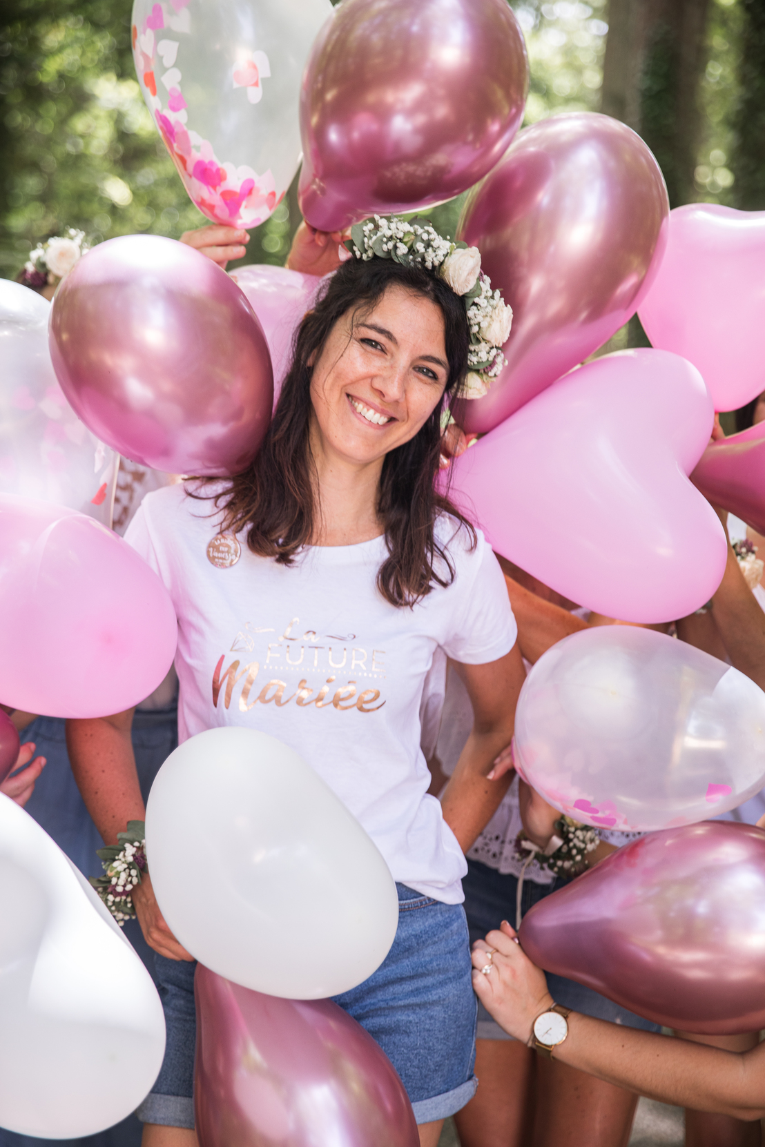 Portrait d'une future mariée pour son EVJF, pris en extérieur par un photographe en studio à Tours